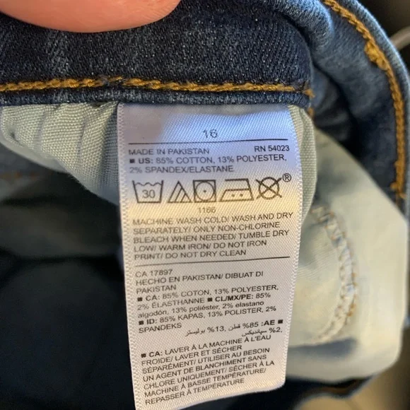 Old Navy size 16 tall jeans - Picture 4 of 4